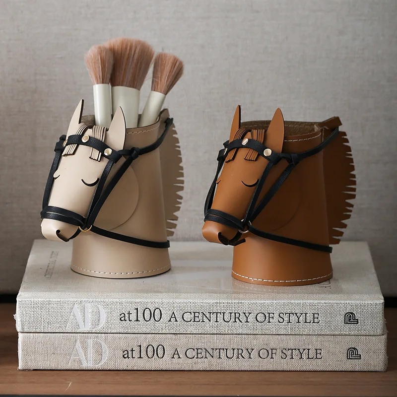 Luxury Leather Horse-head Stor - огляд і ціна Luxury Skincare Containers